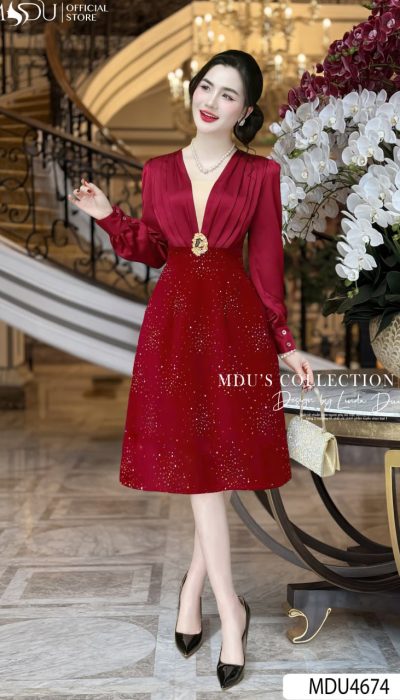 BURGUNDY GLAMOUR – ELEGANT & SPARKLING | MDU4674