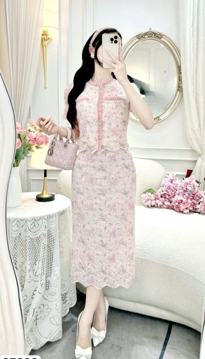 ÉCLAT ROSÉ – GRACEFUL FEMININITY BLOSSOMED | S5698