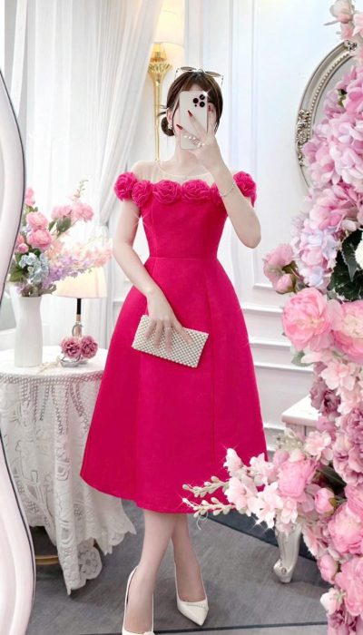 ROSE MAGNIFIQUE – A STATEMENT OF ROMANCE & POWER | V5868
