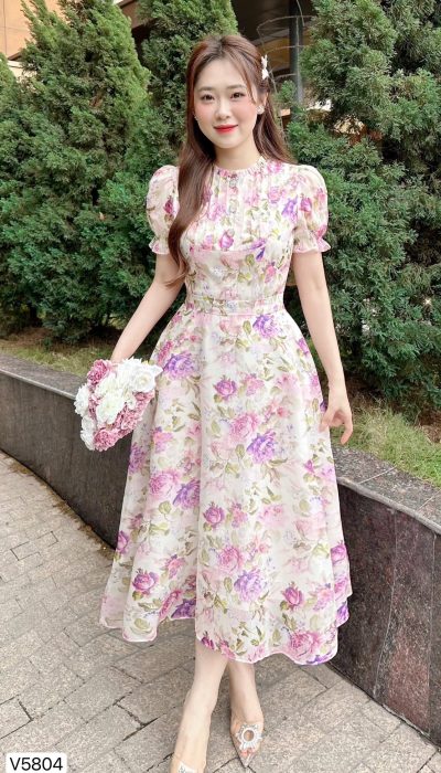FLEUR DE PRINTEMPS – BLOOMING CHARM IN EVERY STEP | V5804