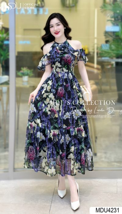 FLEUR ENCHANTÉE – FLORAL ELEGANCE IN NAVY SEA | MDU4231