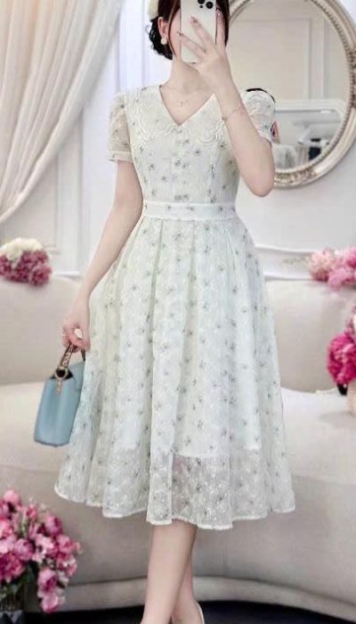 JARDIN DE CRÈME – SOFTLY ROMANTIC & GRACEFUL | V5805