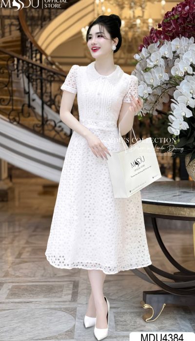 ÉLÉGANCE FLORALE – LACE PERFECTION IN WHITE | MDU4384