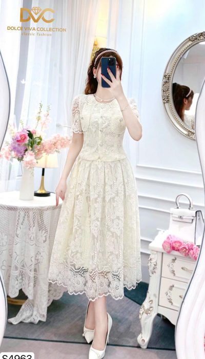 ÉLÉGANCE DOUCE – THE ESSENCE OF CLASSIC ROMANCE | S4963
