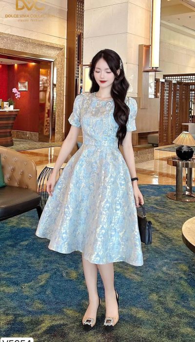 BLEU ÉTOILÉE – SHINE WITH ELEGANCE | V5654