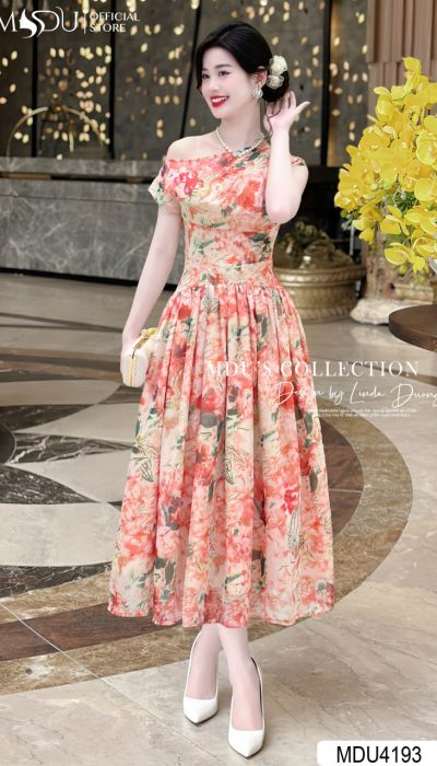 ÉCLAT FLORAL – RADIANT BLOOM OF ELEGANCE | MDU4193
