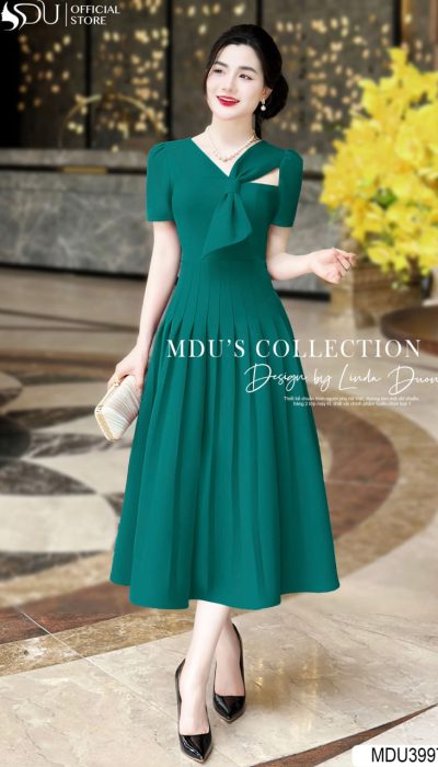 ÉMERAUDE MODERNE – REFINED CHARM IN EVERY PLEAT | MDU3997
