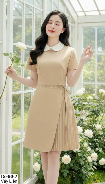 MINIMAL PEARL CHARM – A-Line Pleated Dress with White-Trim Collar | DS6652 ✨