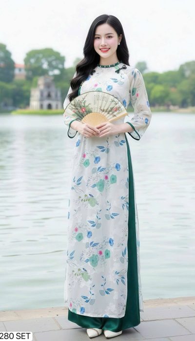 EMERALD BLOSSOM ÁO DÀI SET – Floral Chiffon Tunic with Emerald Silk Pants | DS7280 🌳