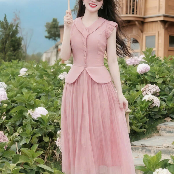 The Ethereal Romantic Silhouette Gown - DS8166