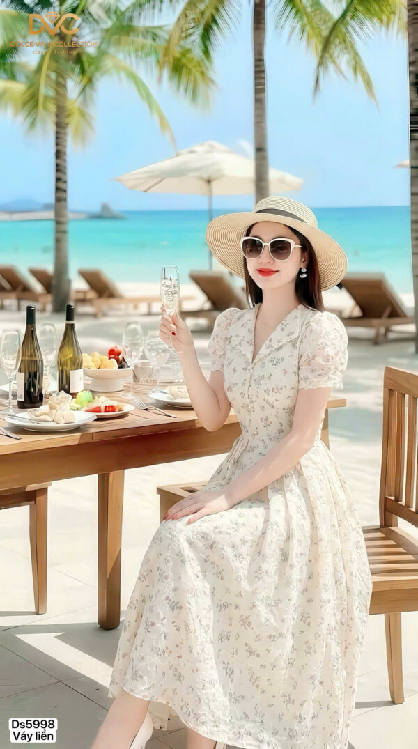 The Vintage Floral Embroidered Boil Dress - DS5998