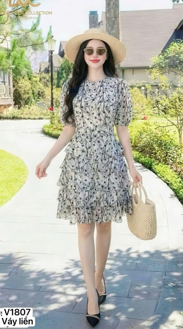 The Ethereal Vintage Charm Ensemble - V1807